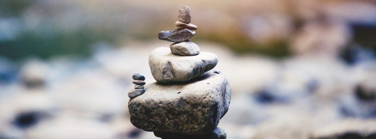 Little stones piled on bigger stones, Zen style