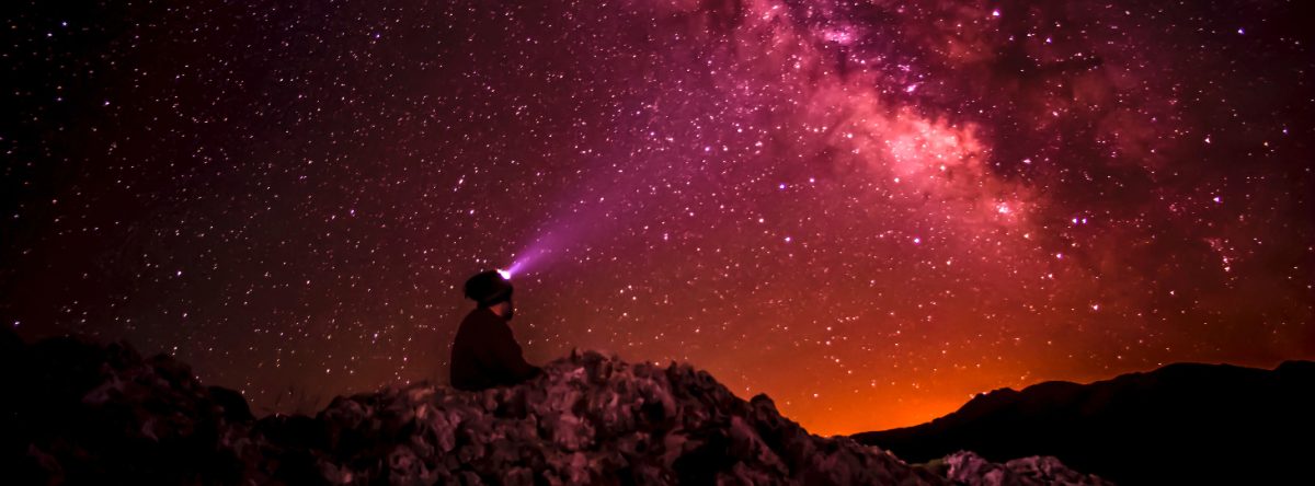 Person stares at the milkyway